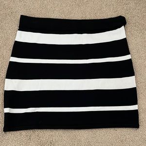 Arden B black and white striped skirt